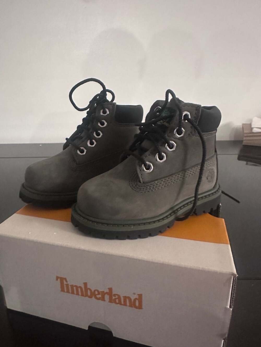 Timberland Toddler 6-Inch Premium Waterproof Boots Dark Green Nubuck Size 4